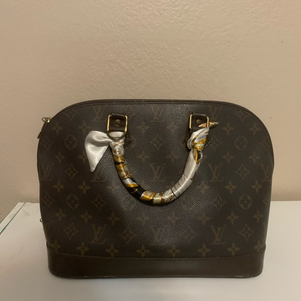 Louis Vuitton Alma bag